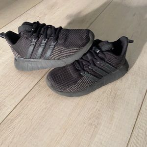 Adidas sz 11.5 boys